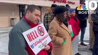 Roxbury residents push back on Walgreens closure