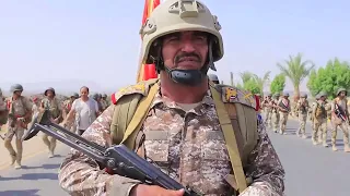 شاهد القوات المسلحة اليمنية في أكبر مسير عسكري لقوت الاحتياط بالمنطقة السابعة دندنها