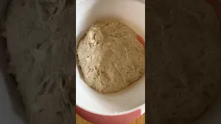 لو العجين بيلزق في ايدك شوف الحل مخبوزات اكلات مطبخ بيتزا Pizza بيتزا ايطالى Pizzaiolo 