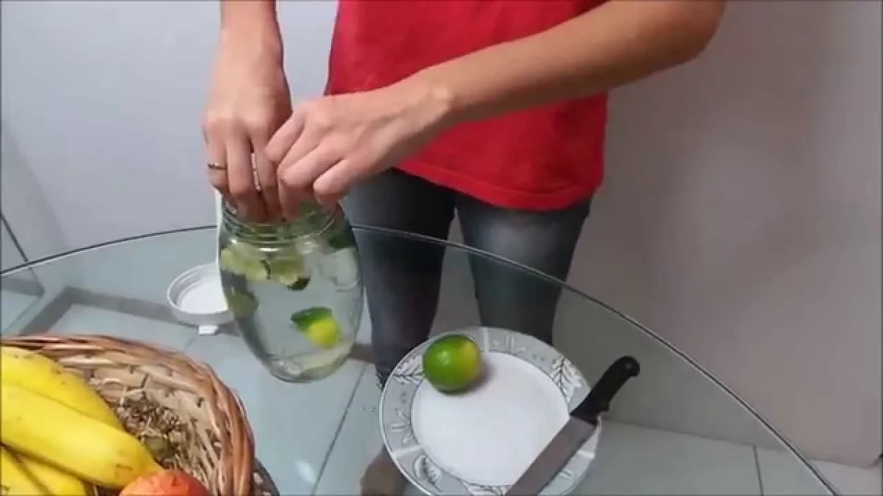 Como fazer a Água dos Milagres e seus efeitos depois de 1 ano bebendo ela.. 