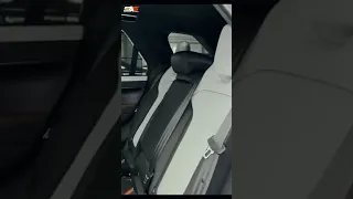 Range Rover SV 2025 Expensive Modern Luxury SUV Shorts 