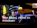 Download Lagu Deze karaoketaxi in Taiwan maakt de tongen los