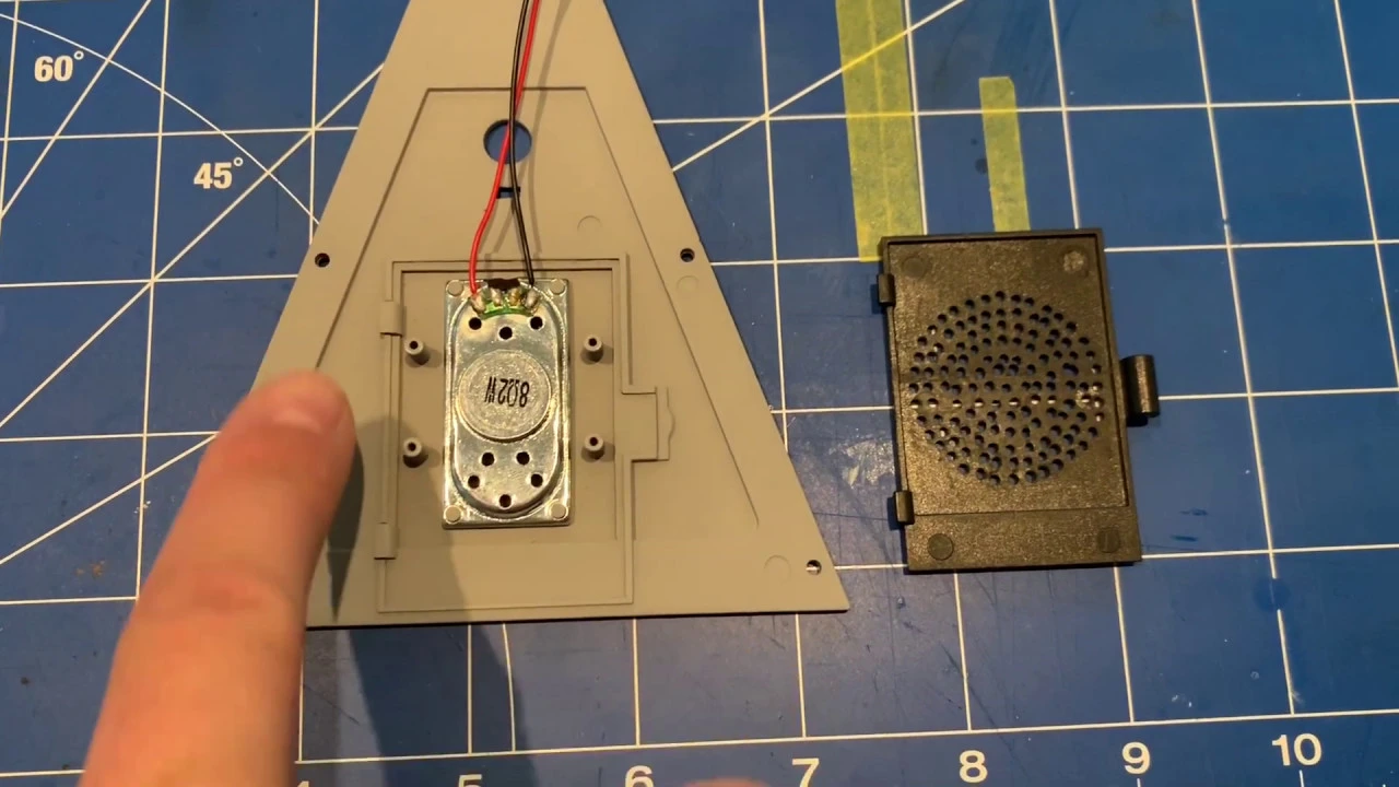 1:8 BTTF DeLorean Replacement Battery Cover