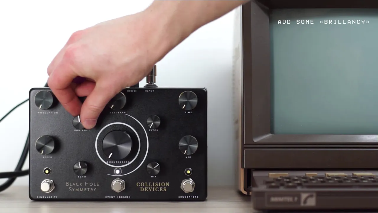 Collision Devices Black Hole Symmetry Reverb/Delay/Fuzz Pedal