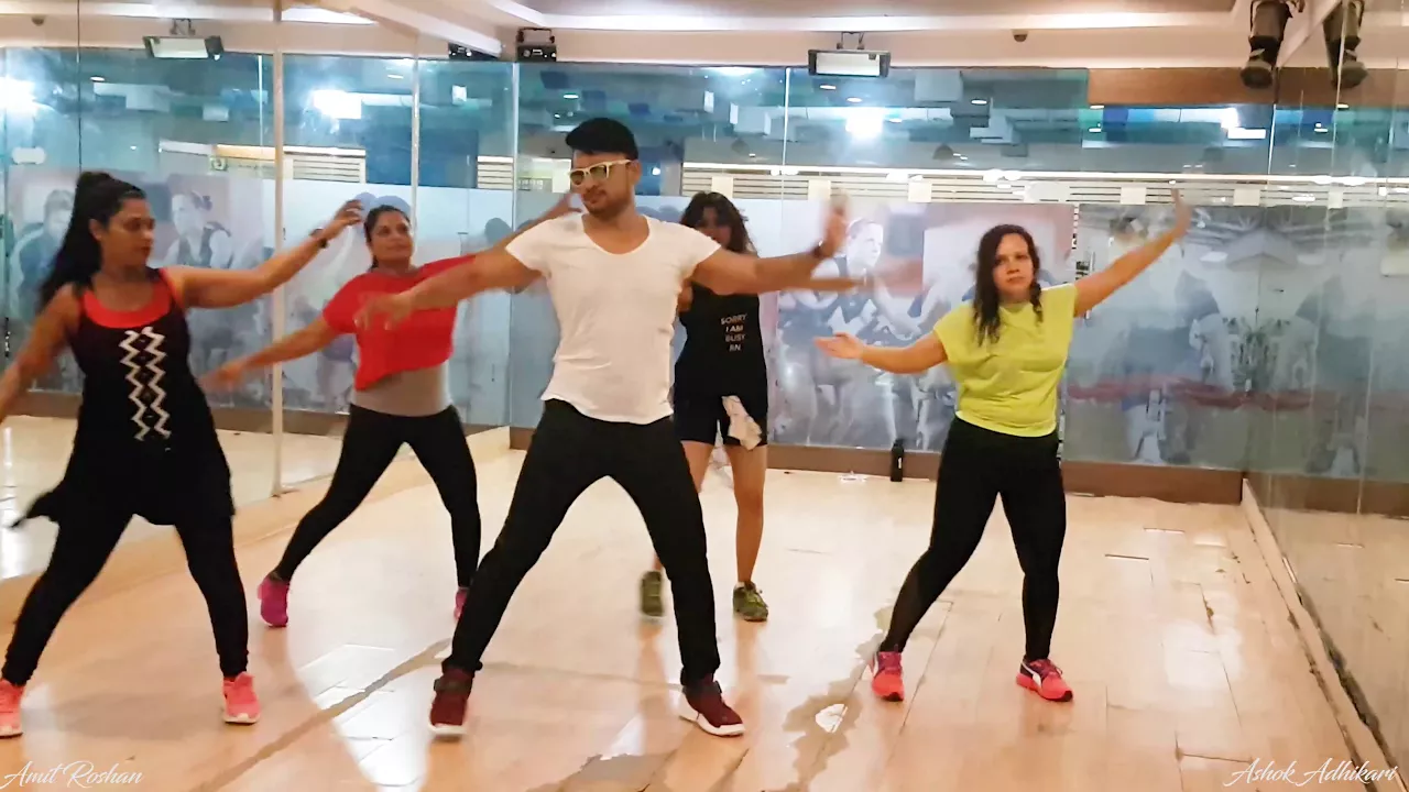 Chawki Tsunami | Zumba Fitness Choreography | Zin Suresh Chawki Tsunami | Zumba Fitness Choreography | Zin Suresh