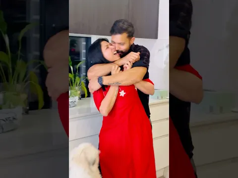 My main hobby😜le milo🐶enthokkeyaa ee kochu kitchenil nadakkane🧐#sijoshriya #pottalamuttaye#shorts