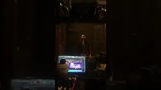 اسد وقال للجمل نفسي اسالك سوالين دندنها