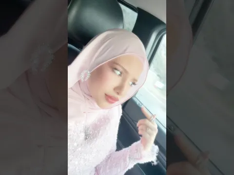 مرتي مستغربة من كلمات أغنيتها:😱