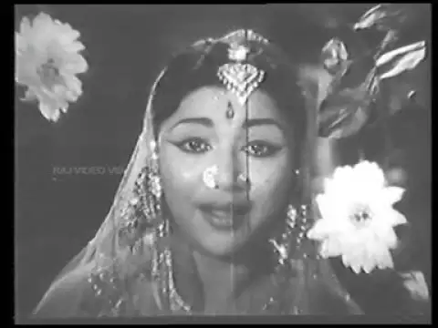 Oru Kodiyil Iru Malargal - YouTube