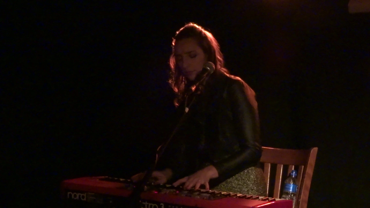 Jenn Bostic - "Jealous Of The Angels / Amazing Grace" (Classic Grand, Glasgow) Jenn Bostic - "Jealous Of The Angels / Amazing Grace" (Classic Grand, Glasgow)
