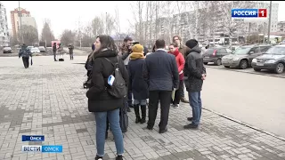 Кинотеатр «Первомайский» вдруг оказался под замком