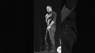 لا هو زيك ولا شبهك وعيلتك شبه عيلته هشام الجخ الطناش Shorts 