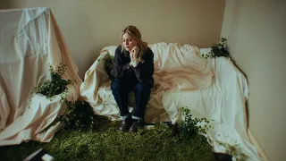 Louane – maman (english version - official music video)