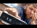 Lagu Comment on se réveillait avant l'invention du réveil ?