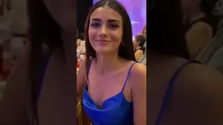 عرض الحلقة الاولى من مسلسل واحد منا في حفل ضخم بتركيا ردة فعل اوزجي ياغيز 