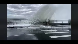 Hampton Beach High Tide