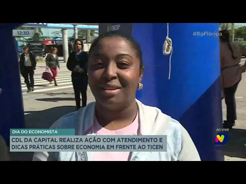 CDL de Florianópolis realiza ação com atendimento e dicas práticas sobre economia em frente ao Ticen