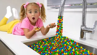 ¿Qué sale del grifo roto de Alicia ¡Juego de simulación con caramelos, slime y Orbeez!