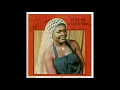 Nora Dean - Play Me A Love Song (lyrics)