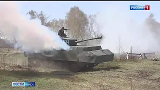 На территории возле бронетанкового института прошла  праздничная акция «В лесу прифронтовом»