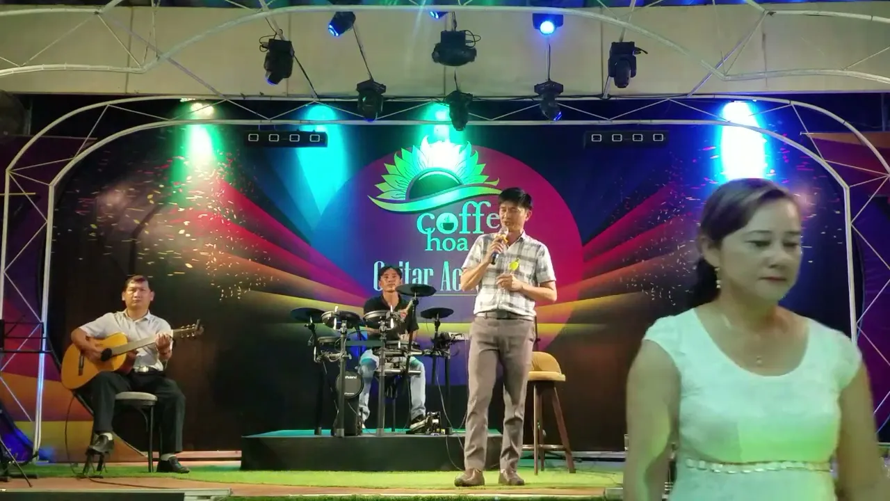 GIỌT NẮNG BÊN THỀM/ĐÌNH TIÊN