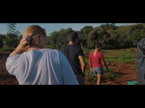 Trailer   Libres de trabajo infantil