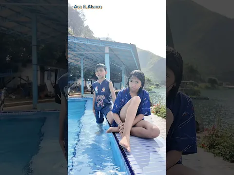 Frestyle di kolam renang #aradanalvaro #keripikkentangmasboy #shorts