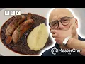 Download Lagu Gregg Wallace Is In Awe Over Marcus Wareing's Bangers \u0026 Mash! | MasterChef UK