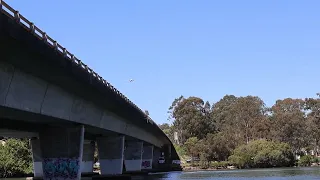 Riverside Virgin Aus VA511 Final SYD-OOL RWY32 B737-8FE VH-VUO
