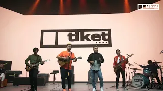 Download Tiket feat. Gading Hanya Kamu Yang Bisa (Live at Epik Btv) MP3