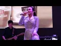 Download Lagu Sesuatu - Syahrini | At Jakarta fair 2018 - Booth Torabika