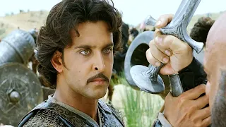 إمبراطور محدش قده وبيسلخ جلد اي حد يقف ضده ولكن نقطة ضعفه امه و حبيبته ملخص فيلم Jodhaa Akbar 