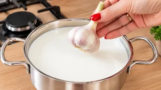 Geben Sie einfach Knoblauch in kochende Milch! Sie werden begeistert sein! Rezept in 5 Minuten!