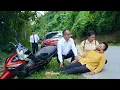 Download Lagu Na haar hulp van een ingenieur, komt de alleenstaande moeder onverwacht weer bijeen met CEO Hoang.