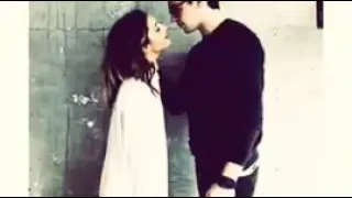 تامر حسني الناس شايفينك بطريقة وانا لوحدي شايفك بطريقة يوم ورا يوم دندنها