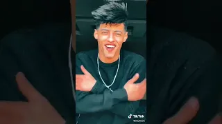 ابوسك بشفه وشفه دندنها