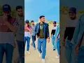 Lagu Alag hi line mein khade hain lala barabri ko chhod tu hamari line mein nehin 💯😎