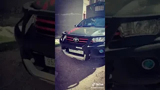 شاب عجال عندي لخر منك 