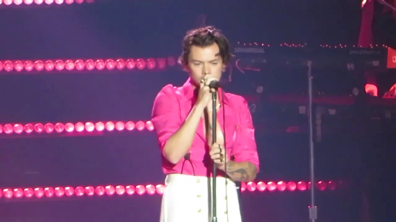 HARRY STYLES - Watermelon Sugar live in Los Angeles (13/12/2019 - The Forum)