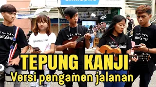 Download AKU RA MUNDUR (TEPUNG KANJI) Versi pengamen jalanan || Lia Nurhaliza tarik kendang pipa ukulele MP3