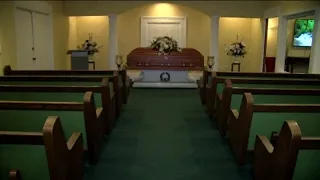 SWFL funeral homes struggle to keep up with COVID-19 death surge