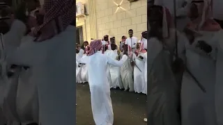 والله ولو قيدوني قيد الجمل بالسلاسل      دندنها