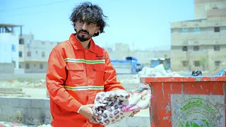 عامل نظافة وجد طفل صغير في برميل القمامه 😱😲 تهمة شرف 2025