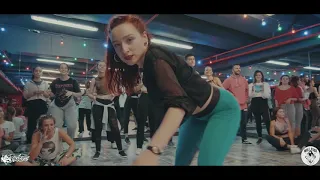 demarco backaz choreography by kati tzacheva vs dance