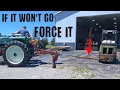 It Leaks Everywhere - Sloppy Case Backhoe Repairs