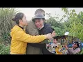 Lagu NAM father returned home after working far away. Nam ran into his father again and was deeply moved.