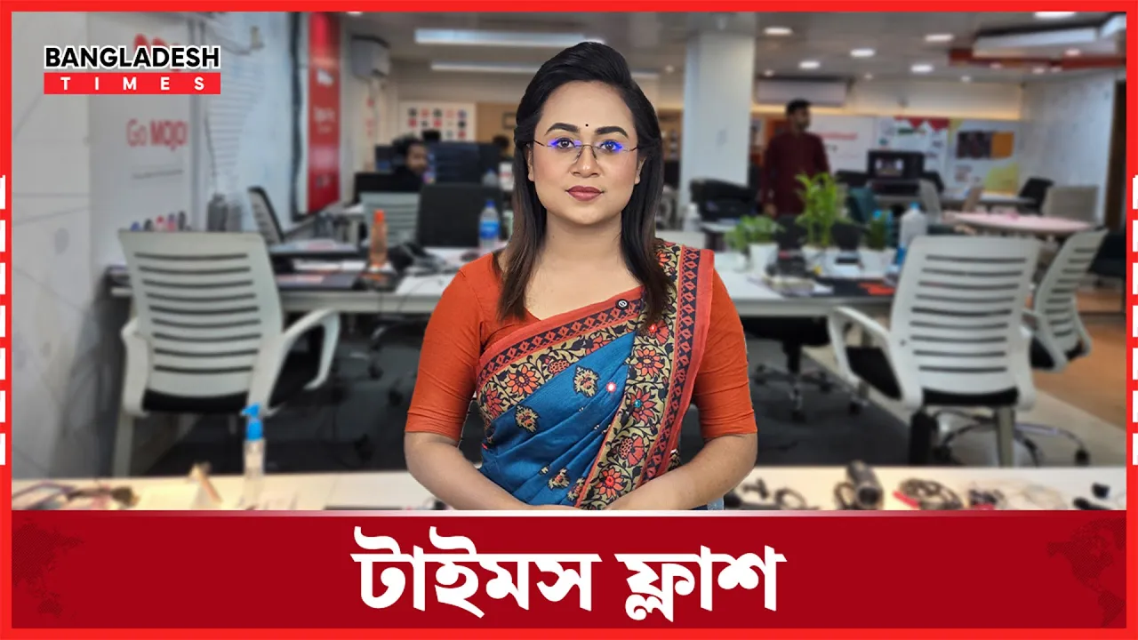 গাড়ি থেকে নেমে হেঁটে ফিরোজায় ঢুকলেন খালেদা জিয়া