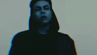 بتمشى في الزمن ويجز 