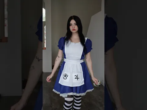 She made this cosplay FAMOUS