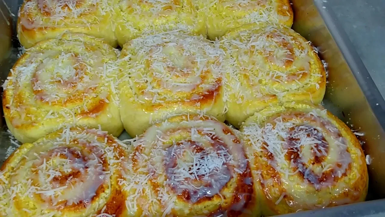 INGREDIENTES: 2 OVOS 1 MIOJO TEMPERO A GOSTO NÃO ESQUEÇA DE SE INSCREVER E ATIVAR O SININHO PARA .... 